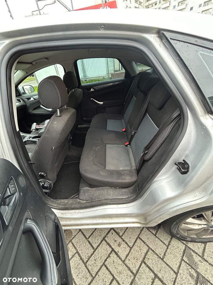 Ford Mondeo 1.6 T Ghia - 7