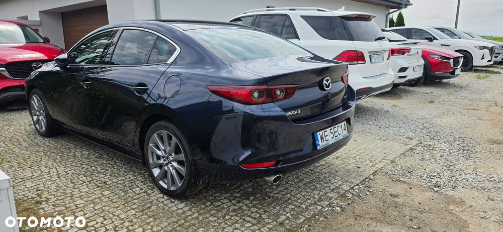 Mazda 3 2.0 mHEV Hikari - 4