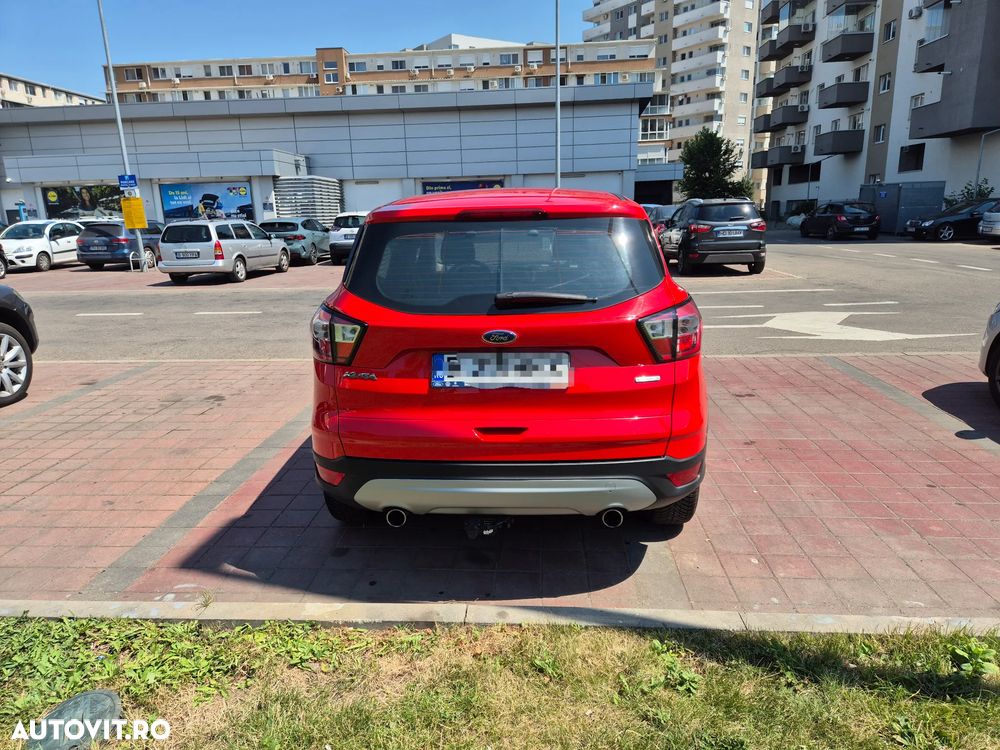 Ford Kuga - 5
