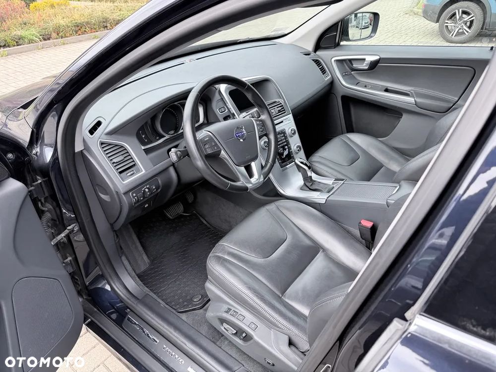 Volvo XC 60 D3 Drive-E Summum - 8