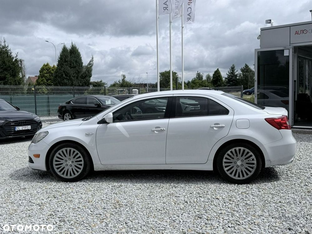 Suzuki Kizashi 2.4 4x4 CVT Sport - 6
