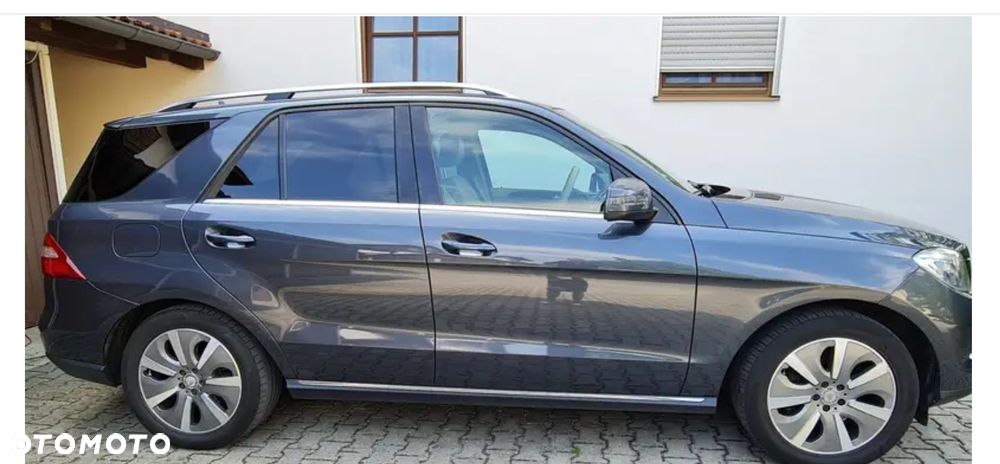 Mercedes-Benz ML 350 BlueTEC 4-Matic - 10