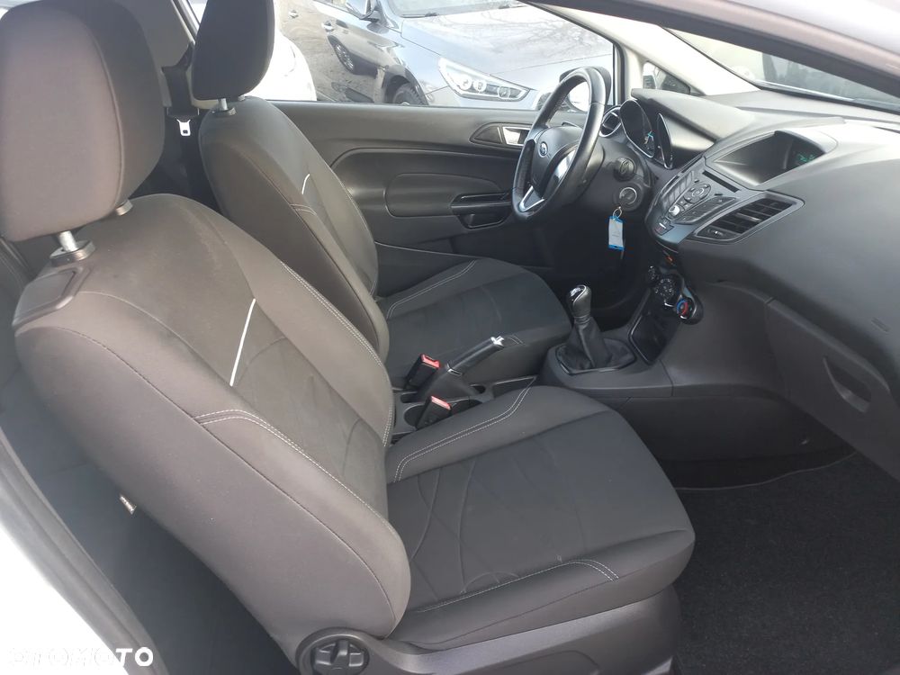 Ford Fiesta 1.25 Trend Edition - 19