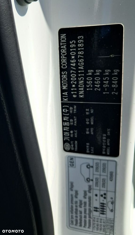 Kia Rio - 25