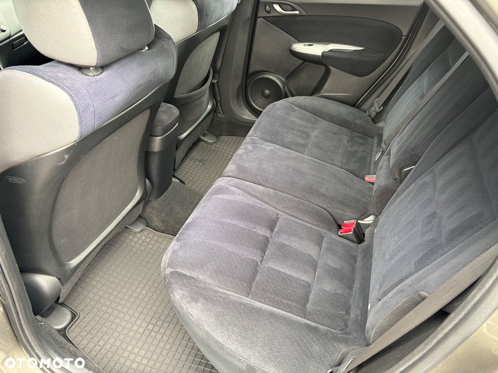 Honda Civic 1.8 Comfort - 8