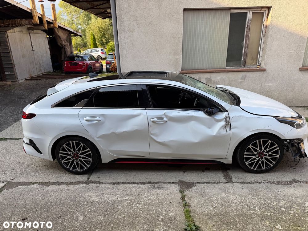 Kia ProCeed 1.6 T-GDI DCT7 OPF GT - 3