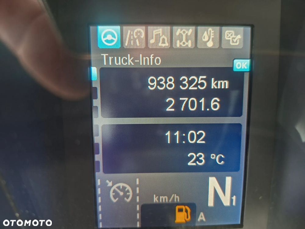 Mercedes-Benz ACTROS (33313) - 16