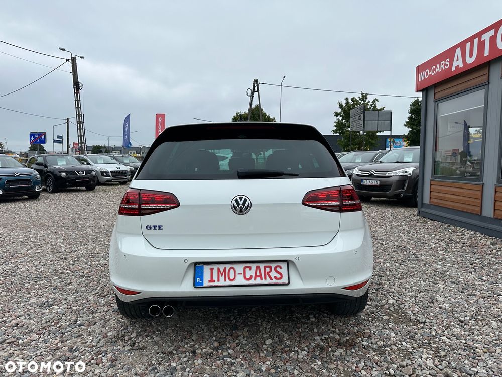 Volkswagen Golf - 4