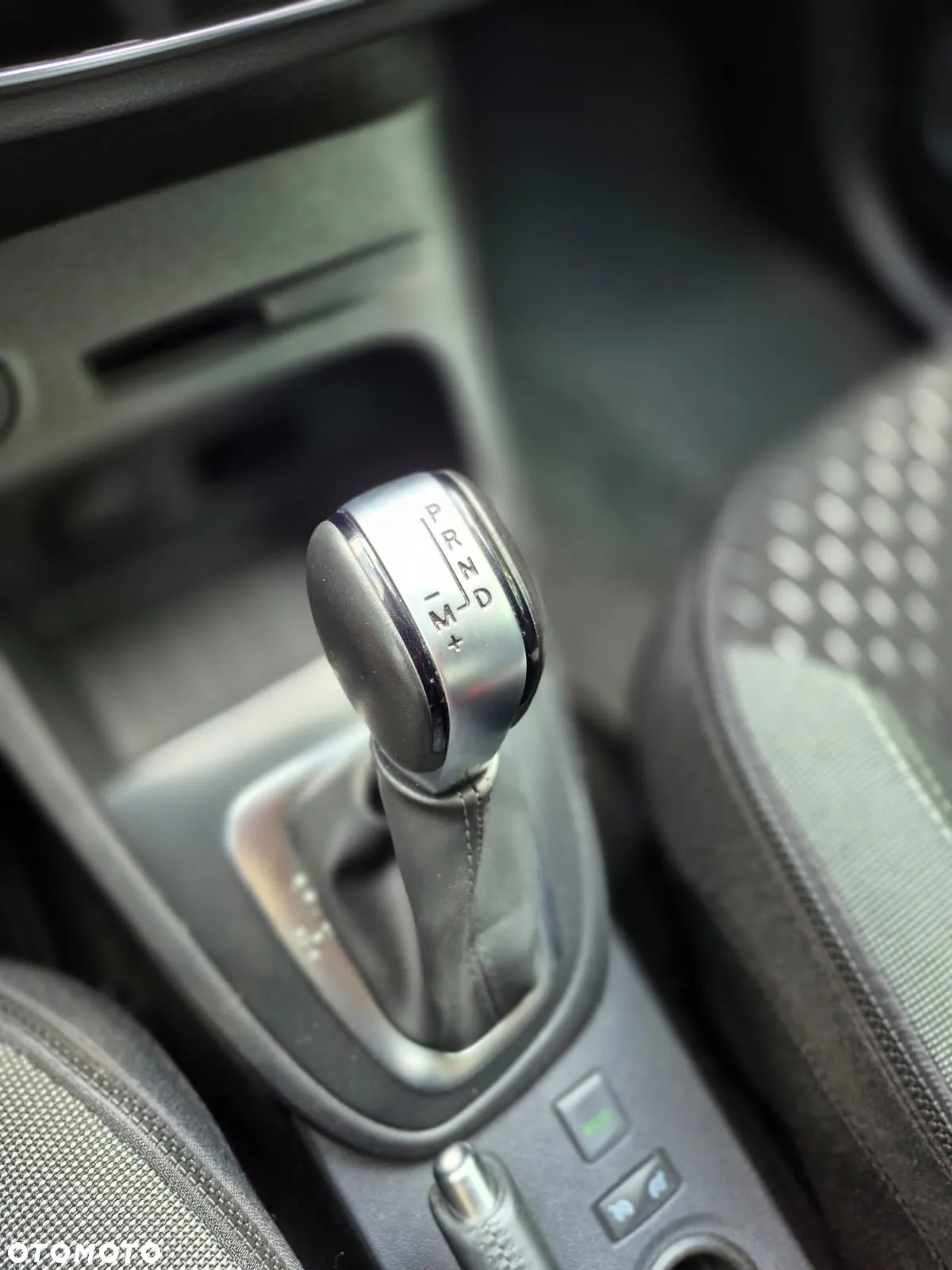 Renault Captur 1.2 Energy TCe Night&Day EDC - 13