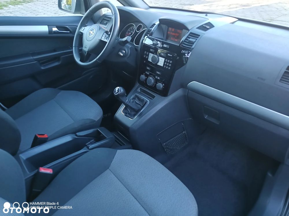 Opel Zafira 1.8 Edition - 17