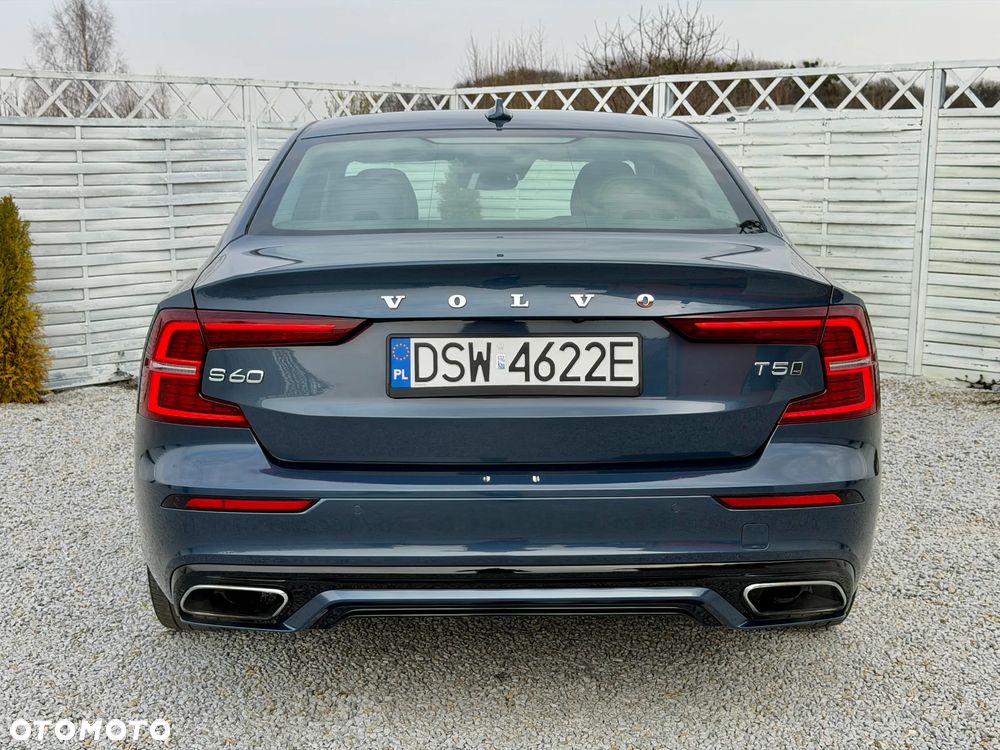 Volvo S60 B5 B AWD Ultimate Dark - 28