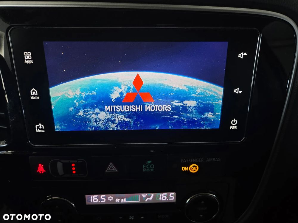 Mitsubishi Outlander 2.0 2WD CVT Diamant - 17