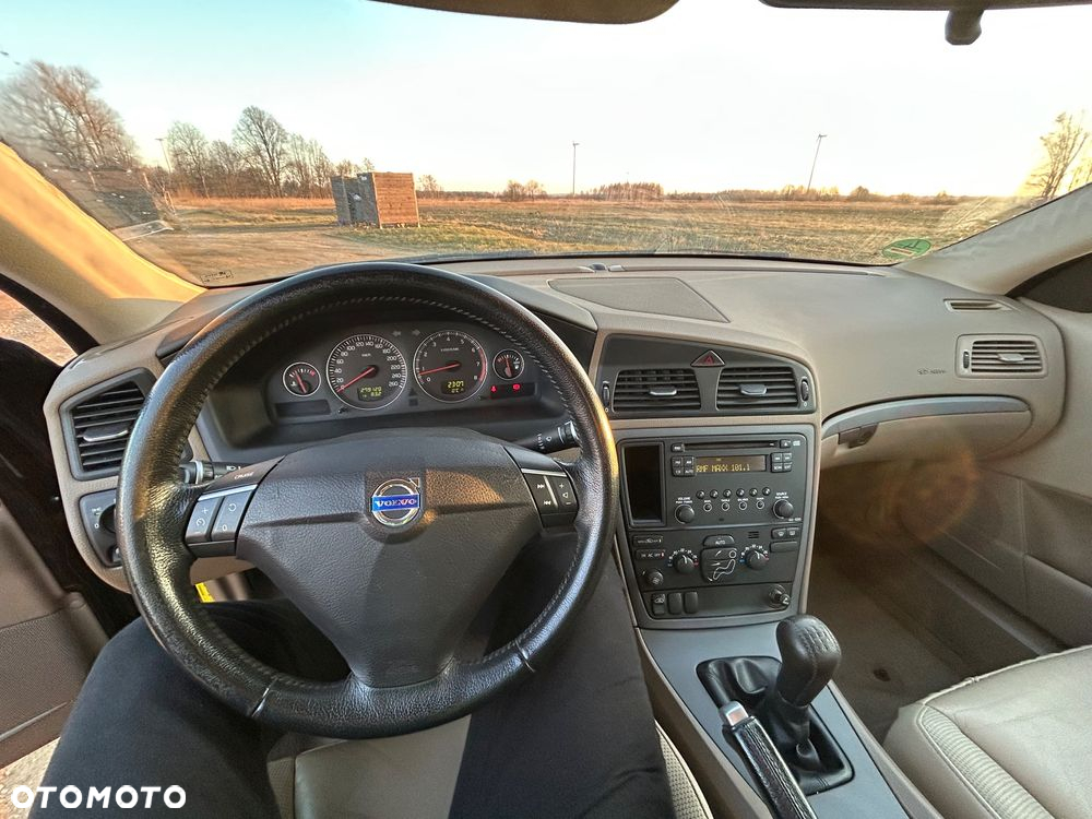 Volvo S60 2.0 T Momentum - 9