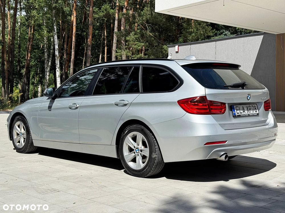 BMW Seria 3 318d DPF Edition Sport - 12