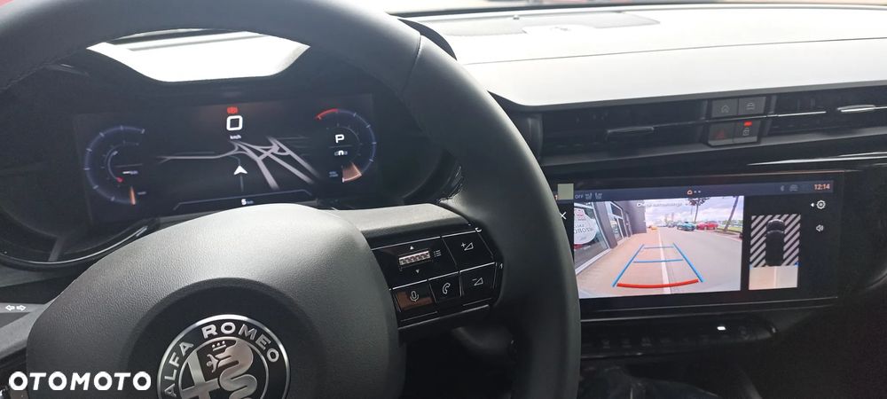 Alfa Romeo Junior 1.2 mHEV Sprint eDCT - 6