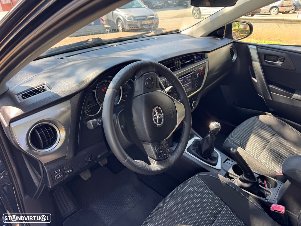 Toyota Auris 1.4 D-4D Comfort+VSC - 7