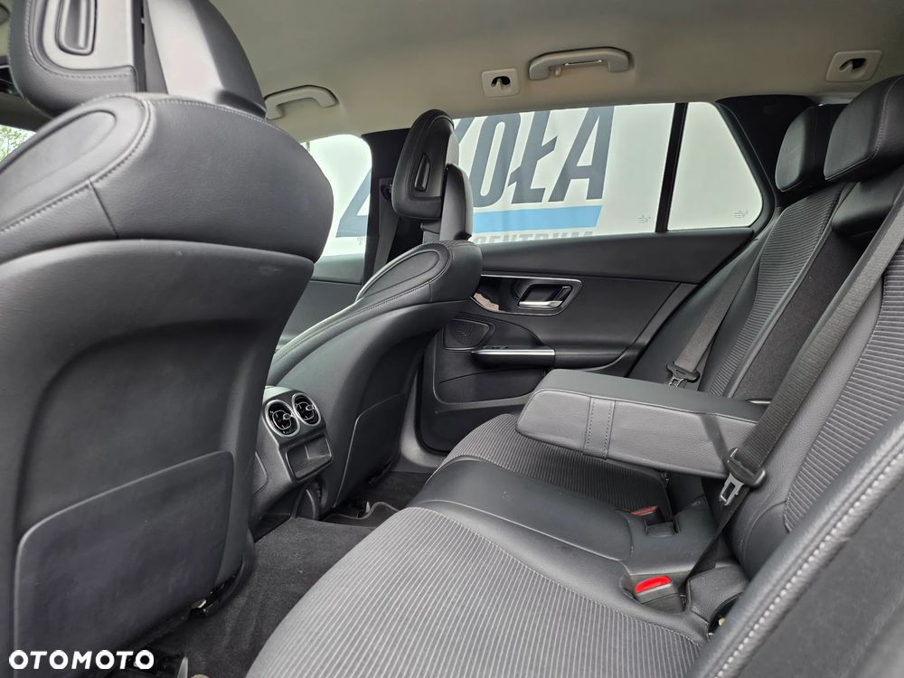 Mercedes-Benz Klasa C 220 d 4Matic 9G-TRONIC - 17