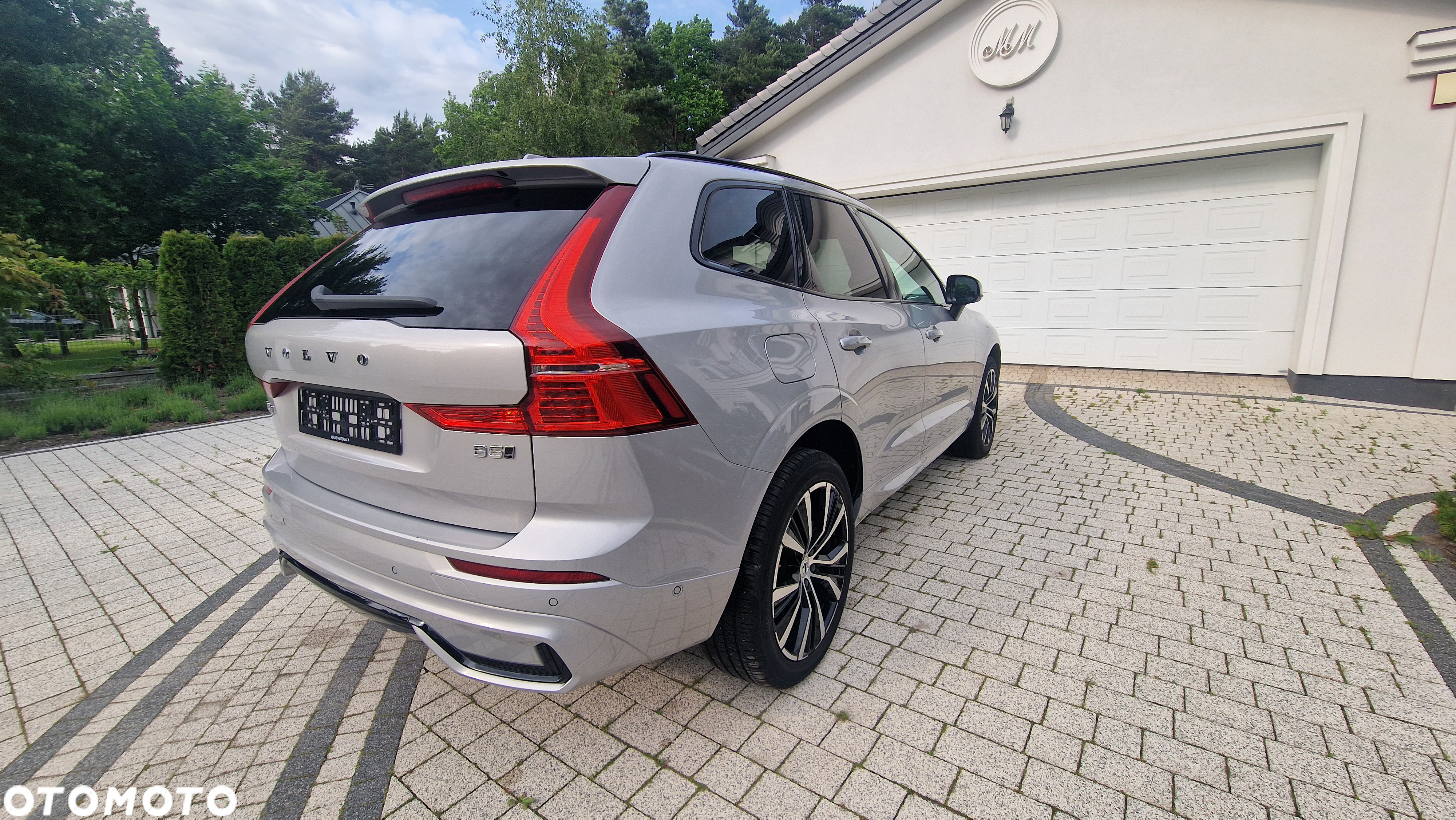 Volvo XC 60 B5 B AWD Plus Dark - 3