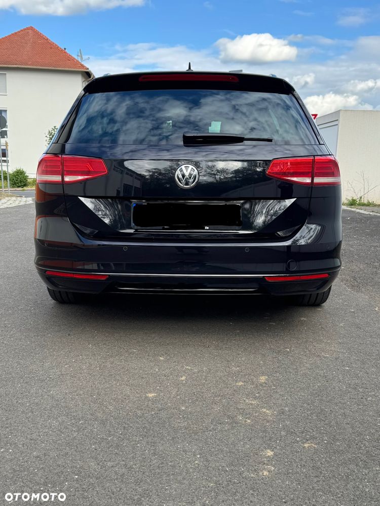 Volkswagen Passat 2.0 TDI SCR Business - 12