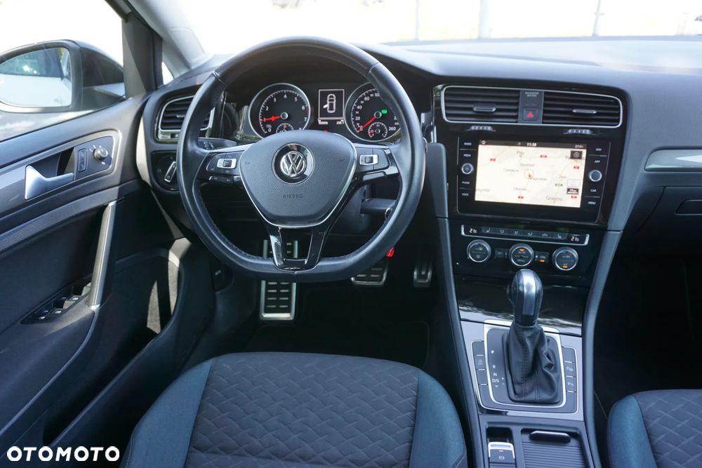 Volkswagen Golf 1.5 TSI ACT OPF DSG IQ.DRIVE - 14
