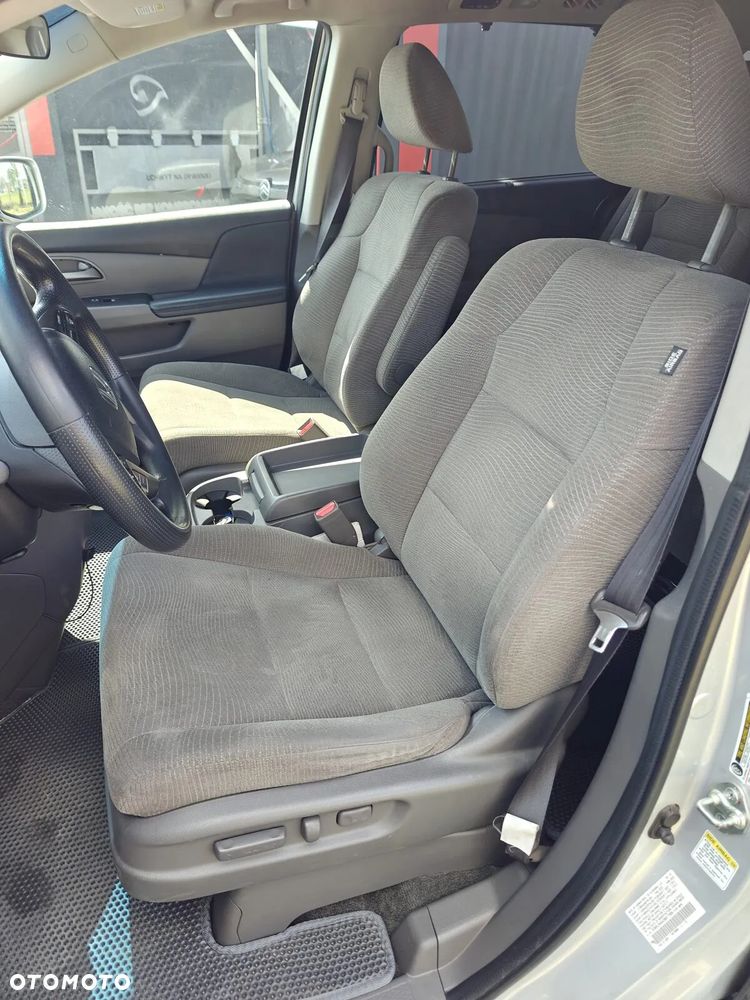 Honda Odyssey 3.5 EX - 25