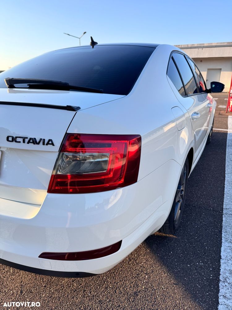 Skoda Octavia 1.6 TDI GREENLINE - 4