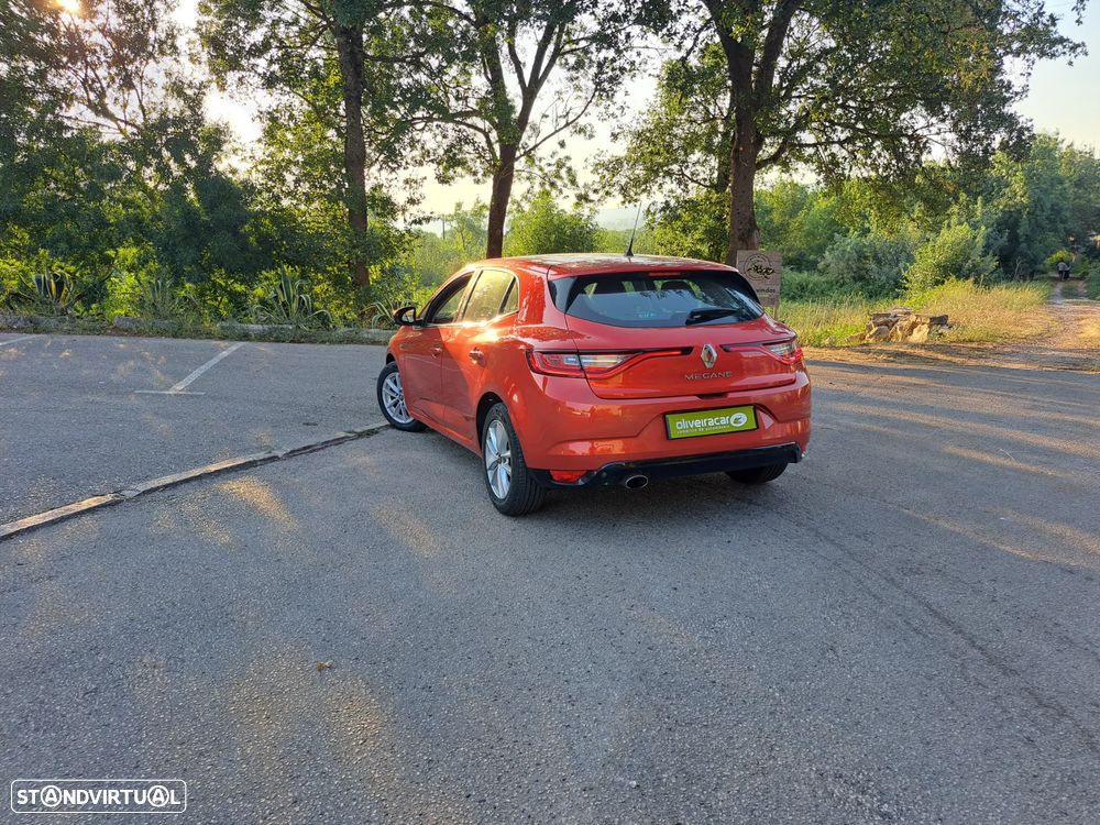Renault Mégane 1.2 TCE Limited - 34