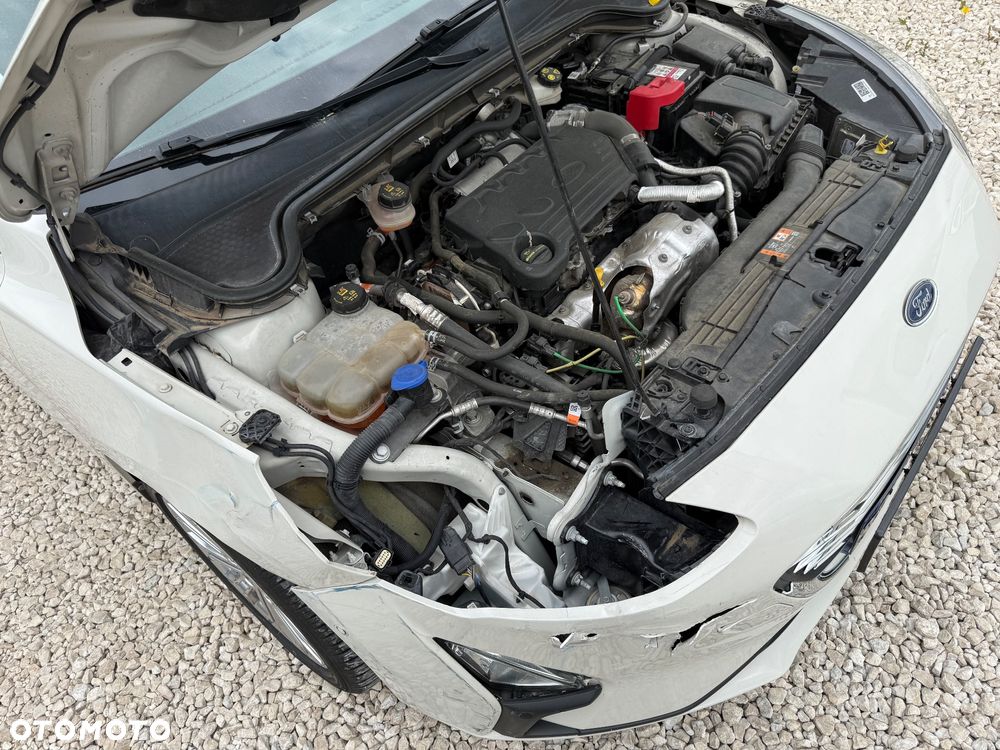 Ford Focus - 24