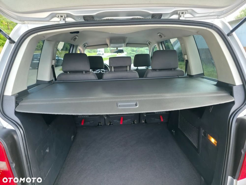 Volkswagen Touran 1.9 TDI United - 6
