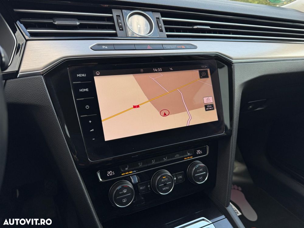 Volkswagen Passat - 10
