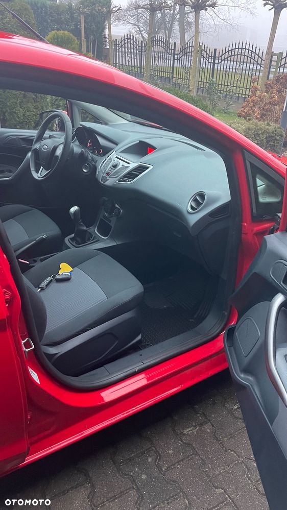 Ford Fiesta 1.25 Ambiente - 21