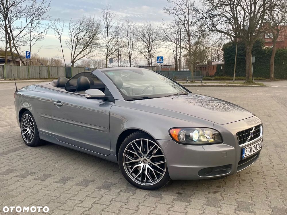 Volvo C70 T5 Summum - 1
