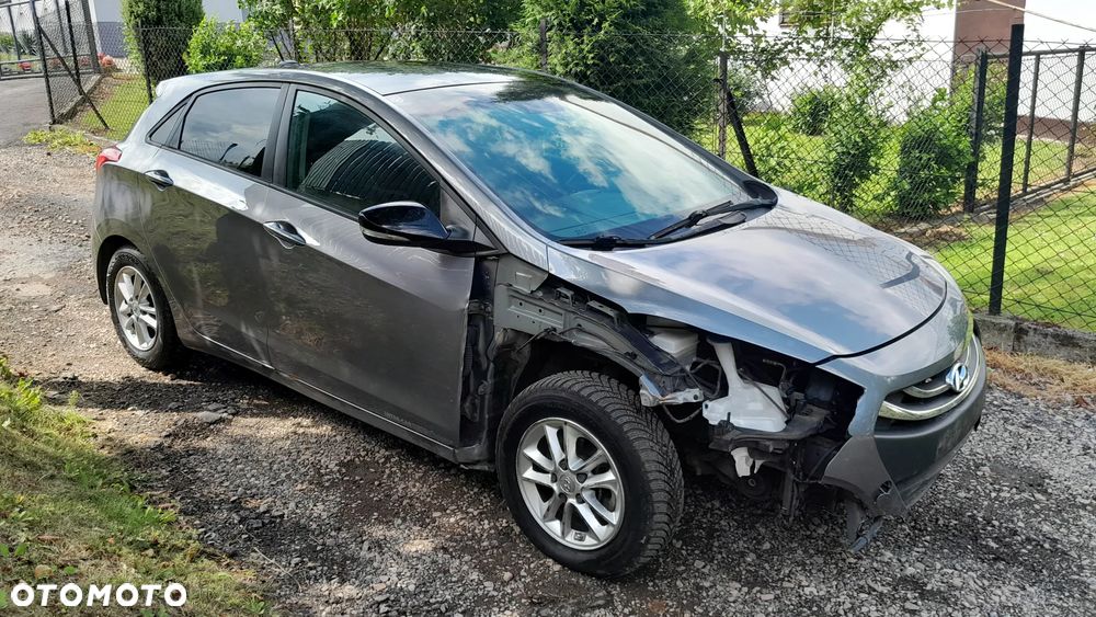 Hyundai i30 - 18