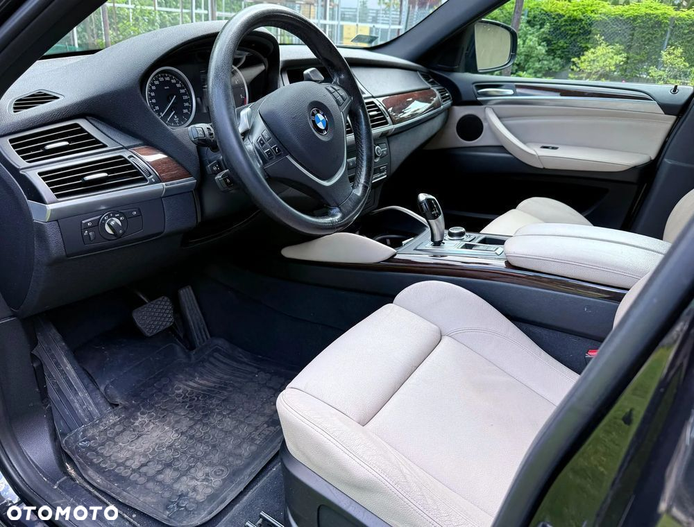 BMW X6 xDrive40d M Sport Edition - 7