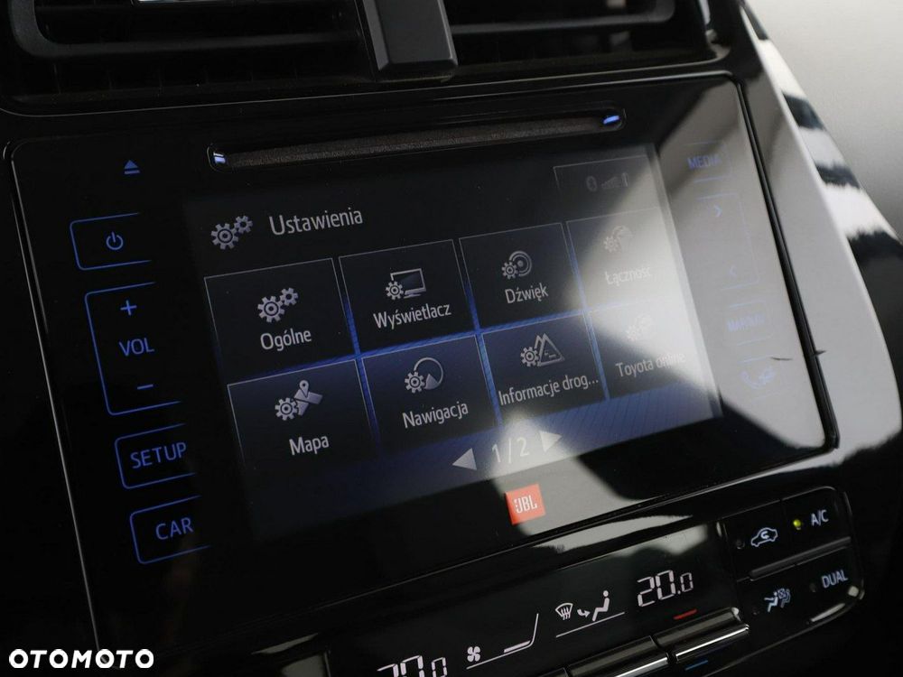 Toyota Prius 1.8 Hybrid Premium - 24