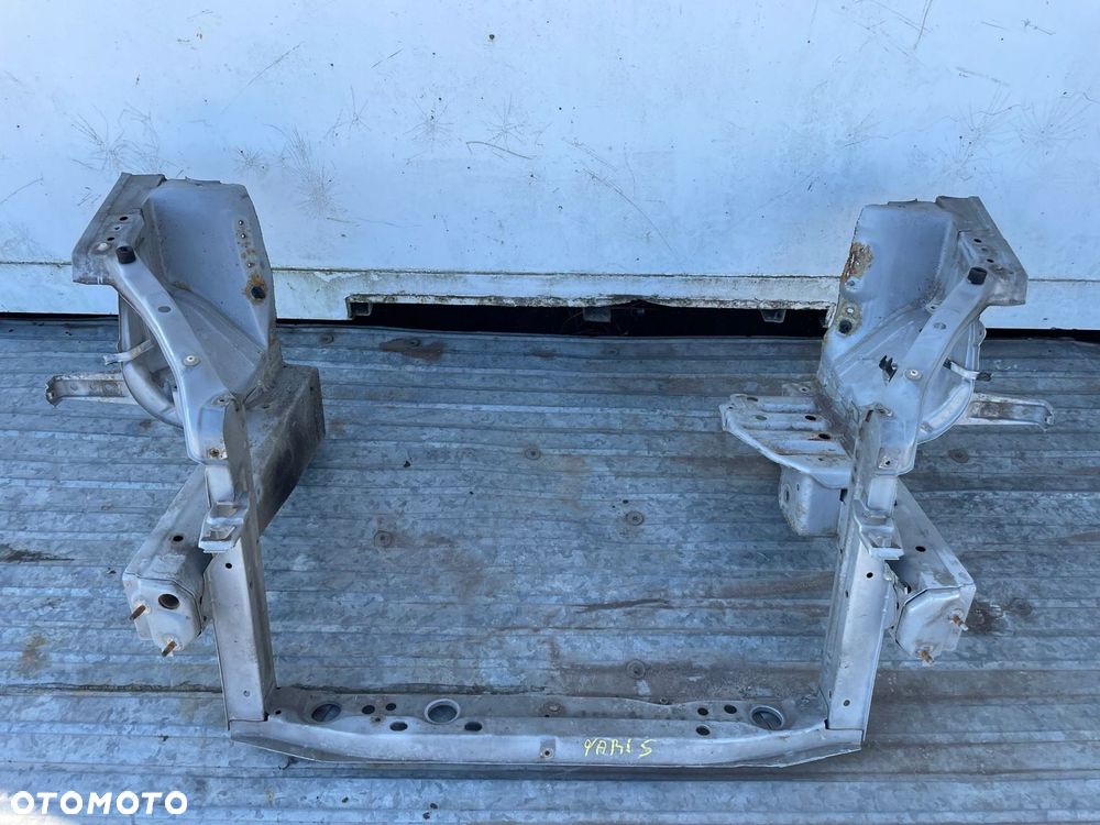 Belka pod chlodnice podluznica okular przod 199 Toyota Yaris I 1 Japonia - 2