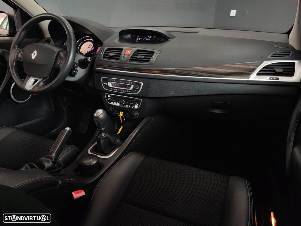 Renault Mégane Sport Tourer 1.4 TCE Dynamique S - 36