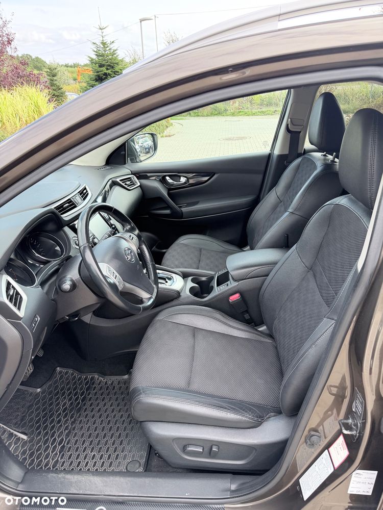 Nissan Qashqai 1.6 DCi Tekna Xtronic - 24