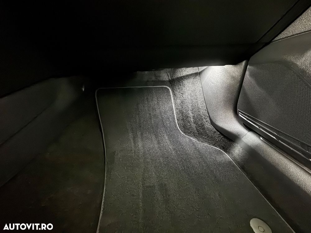 Volkswagen Golf 1.4 GTE Plug-In-Hybrid DSG - 26