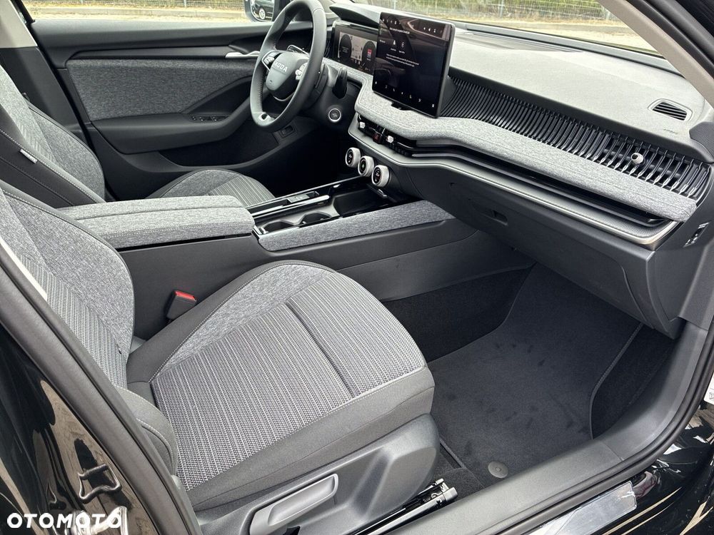 Skoda Superb 2.0 TSI Drive DSG - 14