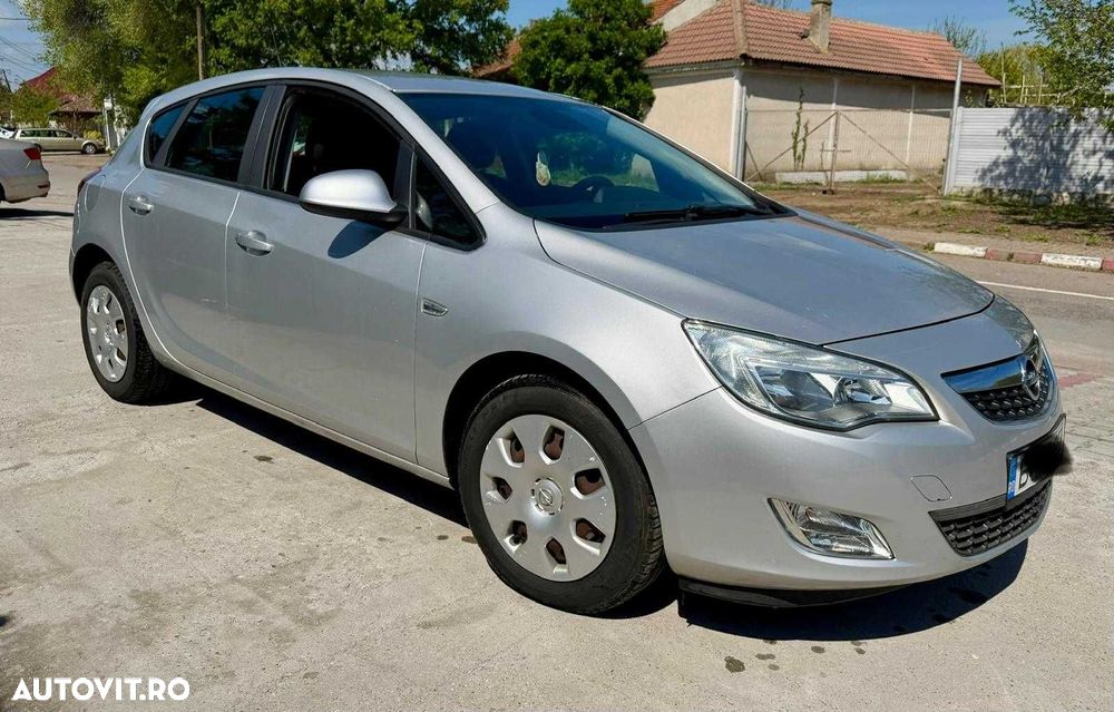 Opel Astra 1.7 CDTI DPF (119g) Sport - 1