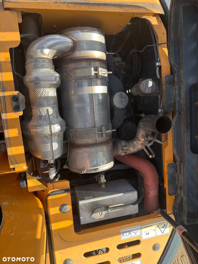 Hyundai HX 145 LCR - 32