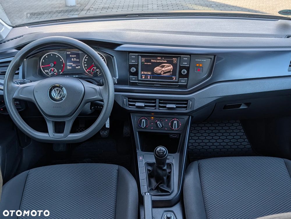 Volkswagen Polo 1.0 Comfortline - 10