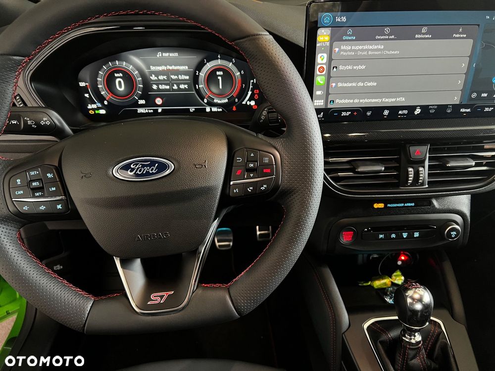 Ford Focus 2.3 EcoBoost ST X Edition - 34