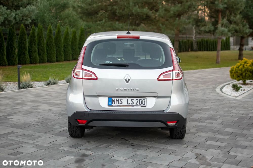 Renault Scenic - 22