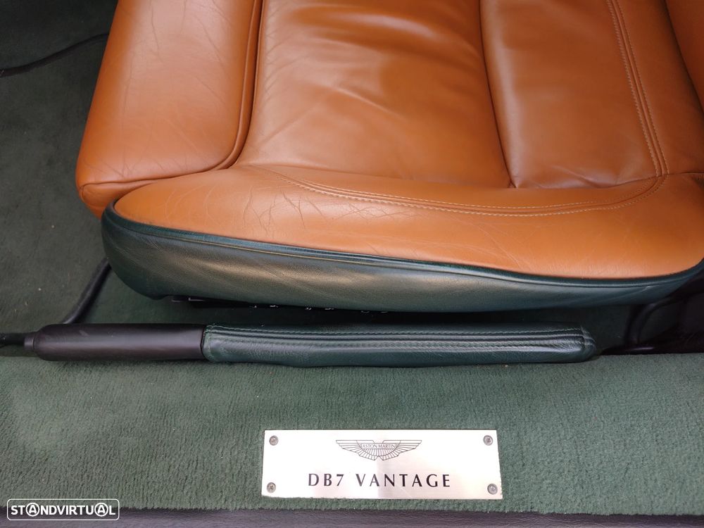 Aston Martin DB7 Vantage Volante - 40