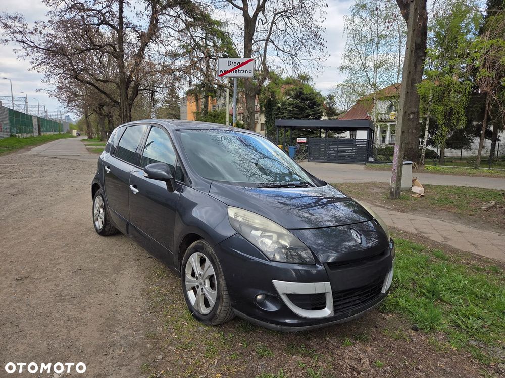 Renault Scenic 1.9 dCi FAP Dynamique - 1