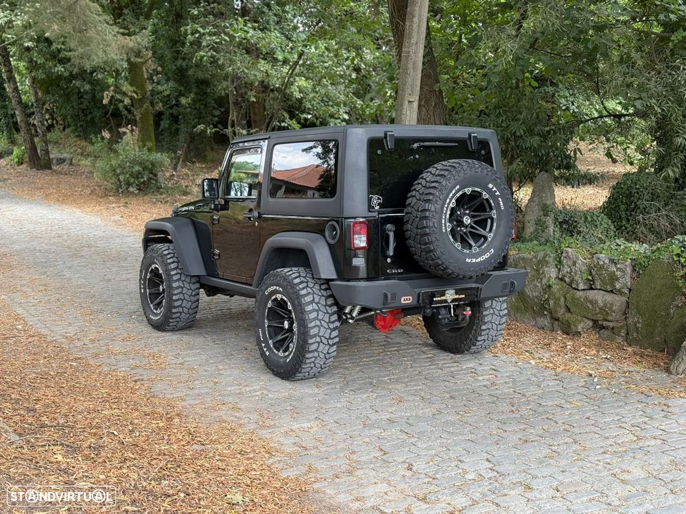 Jeep Wrangler - 37