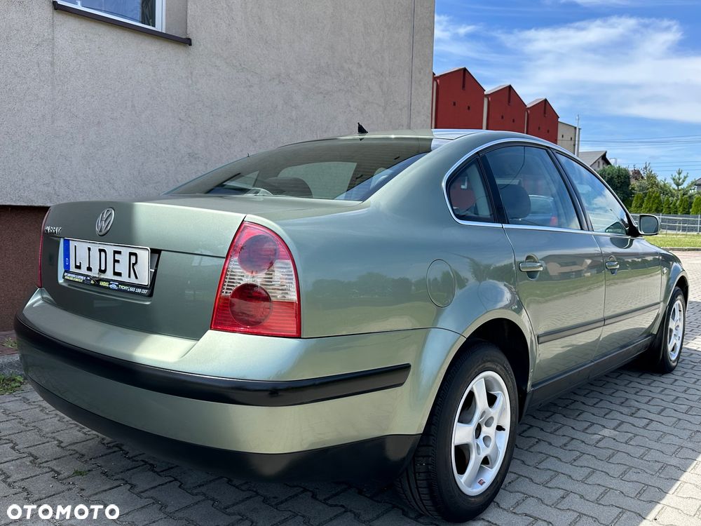 Volkswagen Passat 1.8T Comfortline - 3