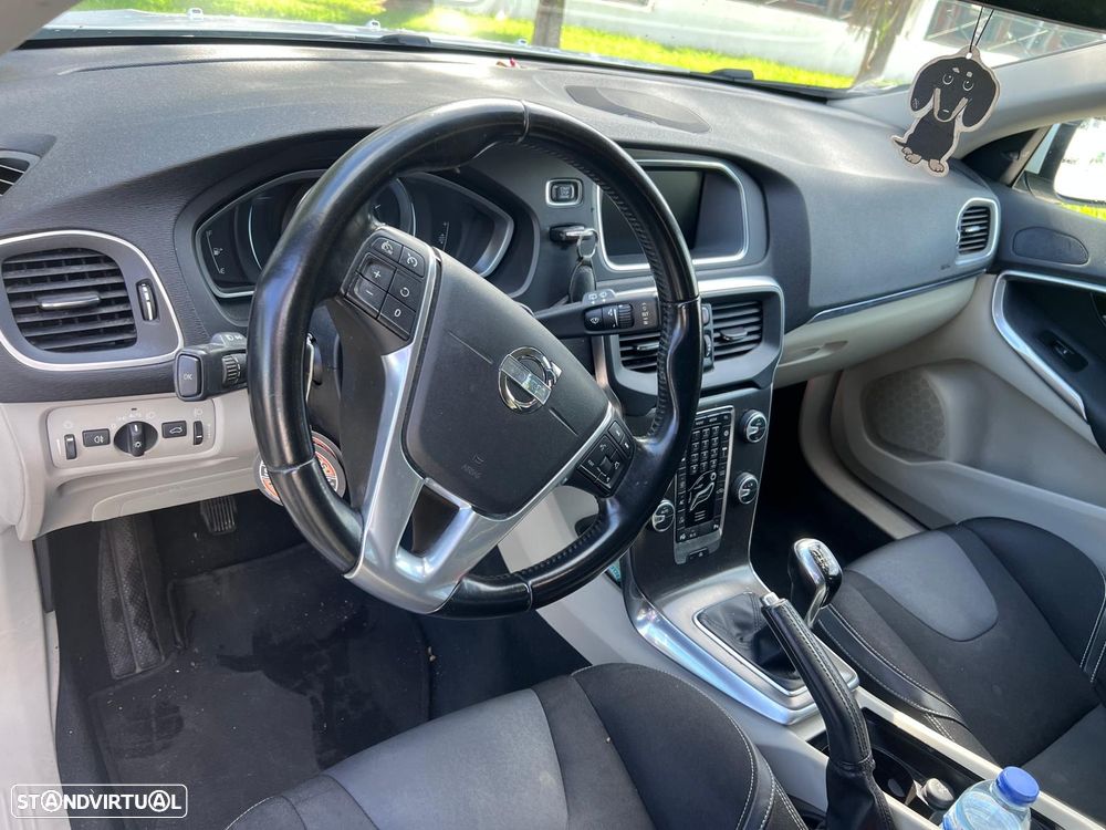 Volvo V40 D4 RDesign - 7